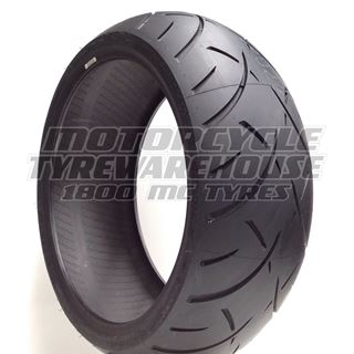 Picture of Metzeler Marathon ME888 240/40R18 Rear